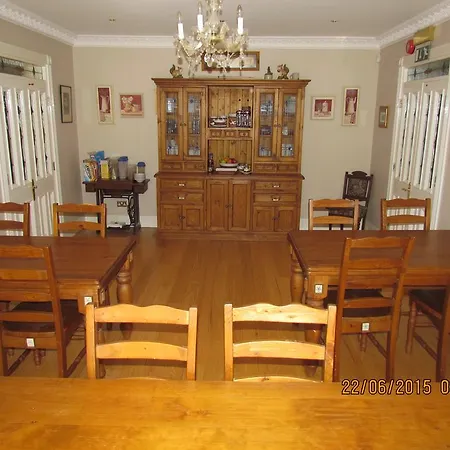 Gate Alojamento de Acomodação e Pequeno-almoço 3*